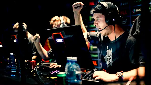 Aspects of Cyber Sports Betting