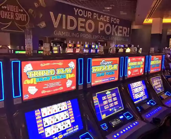 Video poker casino game